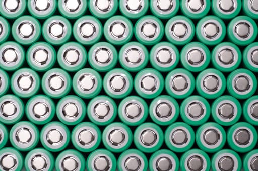 Commercial electric kart battery cells with thermal management
